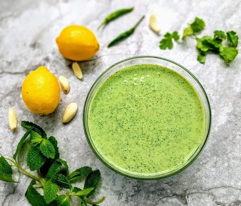 Coriander,Mint, Curd Dip